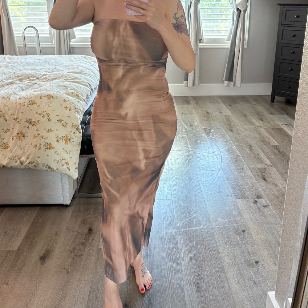 Elegant Strapless Brown Dress